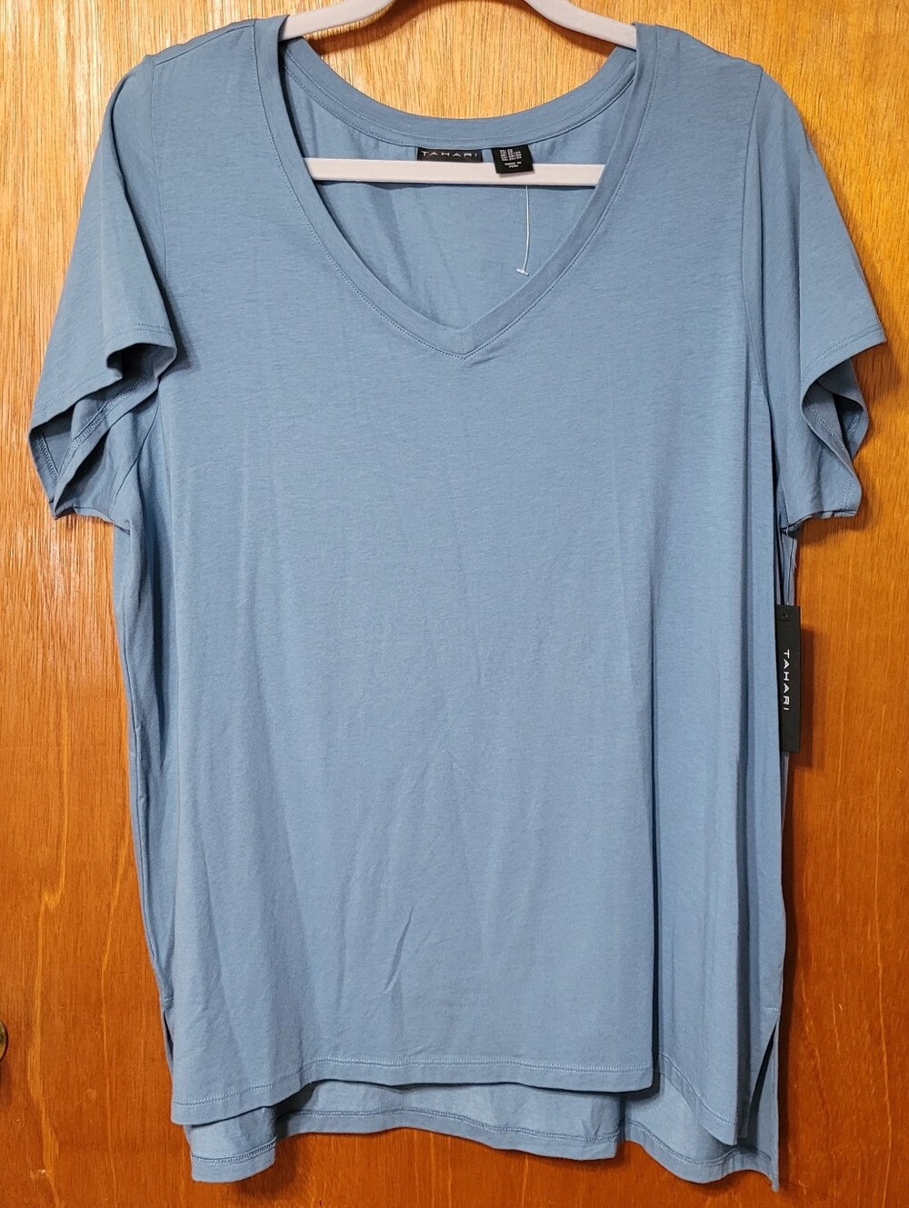Tahari V-Neck Short Sleeve Top Size 2X NWT (1301)